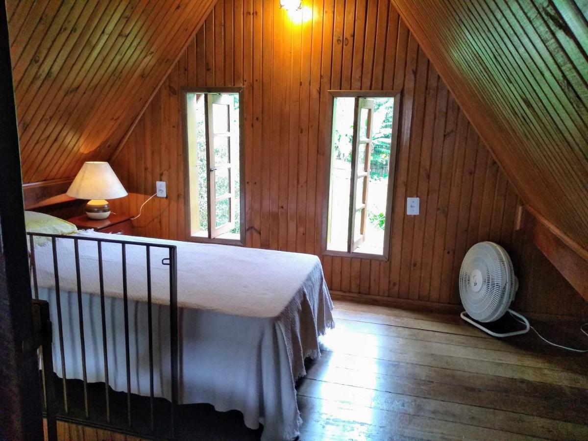 Chalet Confortavel Na Cidade Das Estrelas Santa Maria Madalena Buitenkant foto